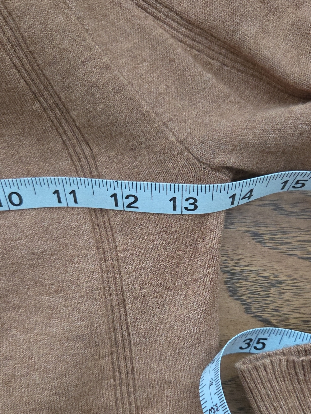 WHITE HOUSE BLACK MARKET RIBBED CAMEL TAN TURTLENECK PULLOVER XS - Picture 10 of 10